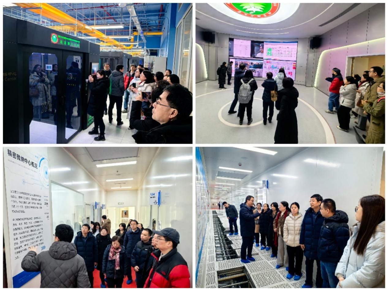 日韩无码
教师代表赴学校智算中心开展学习调研活动.jpg